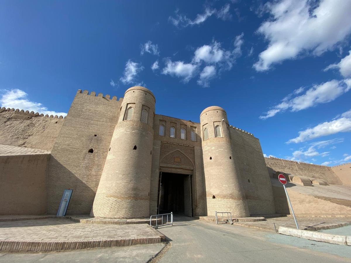 Polvon Ota Hotel Khiva ภายนอก รูปภาพ