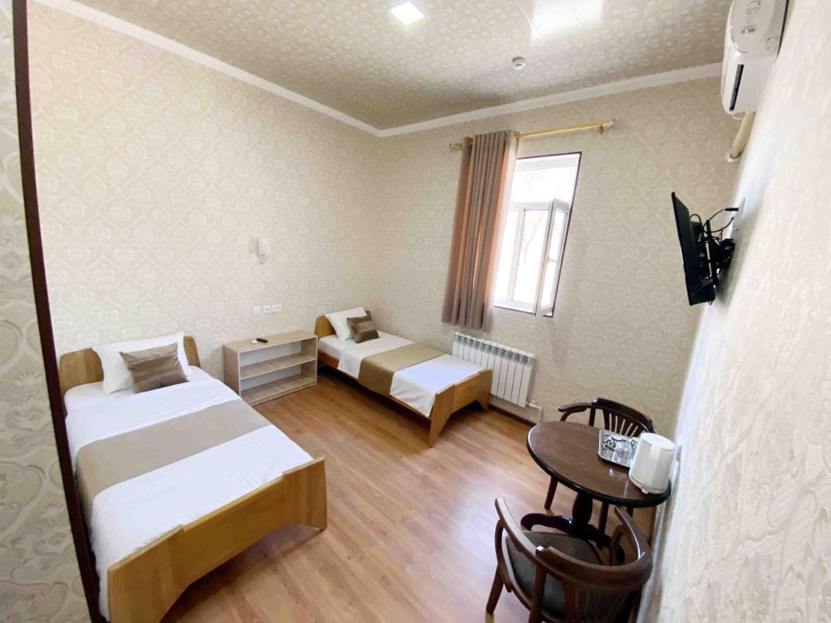 Polvon Ota Hotel Khiva ภายนอก รูปภาพ