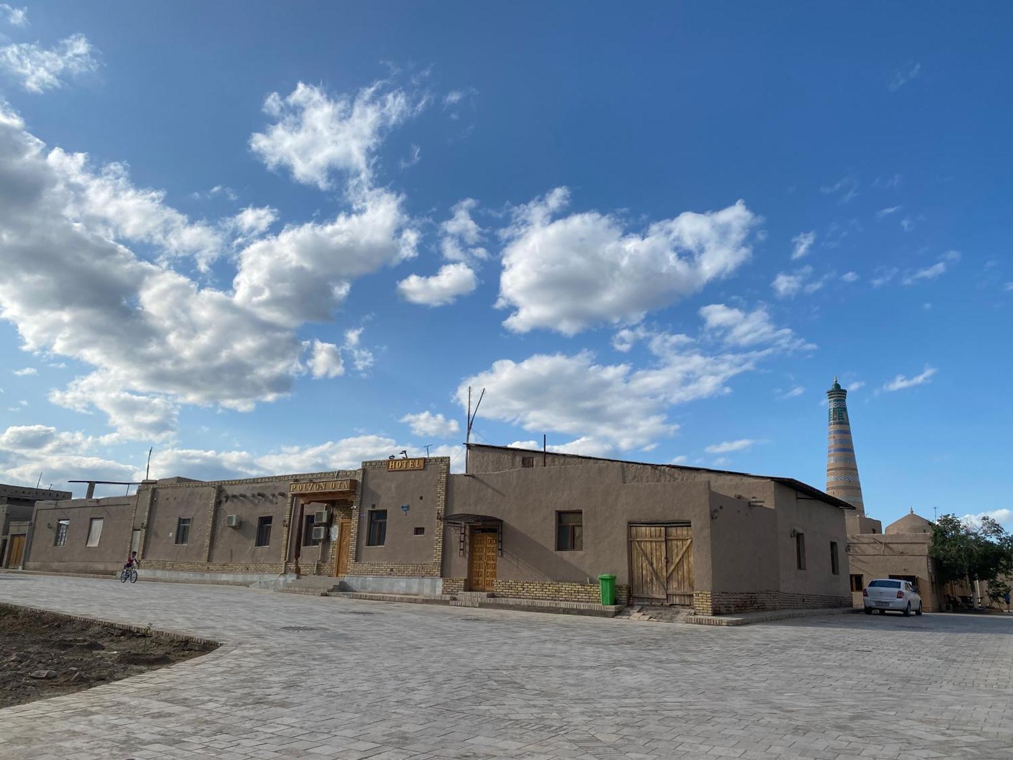 Polvon Ota Hotel Khiva ภายนอก รูปภาพ